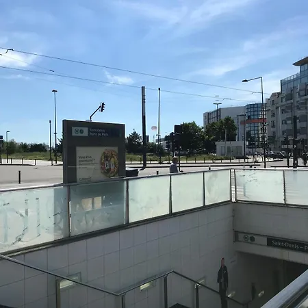 Apartment Rooftop Stadium Of France Metro Line 13 *